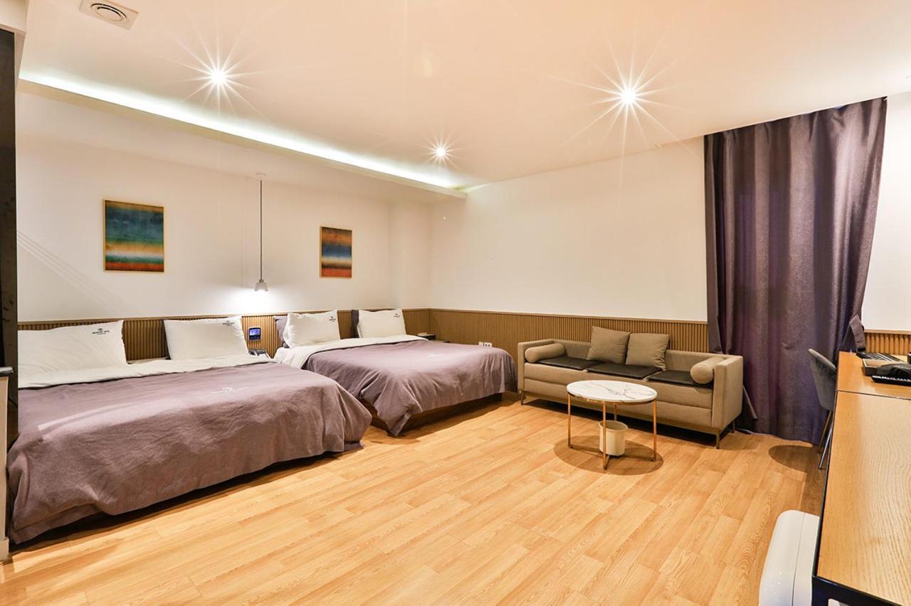 Brown Dot Hotel Jeonggwan Busan Eksteriør billede