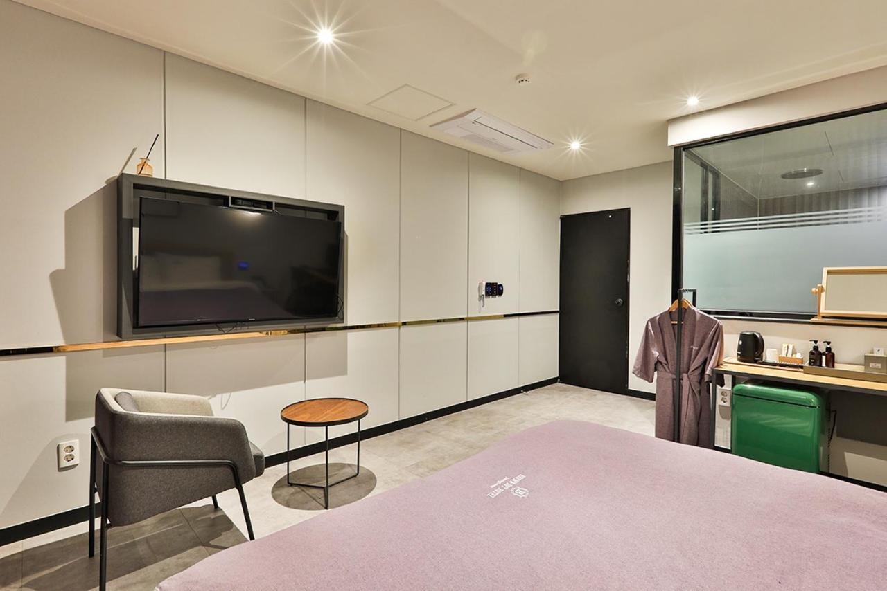 Brown Dot Hotel Jeonggwan Busan Eksteriør billede